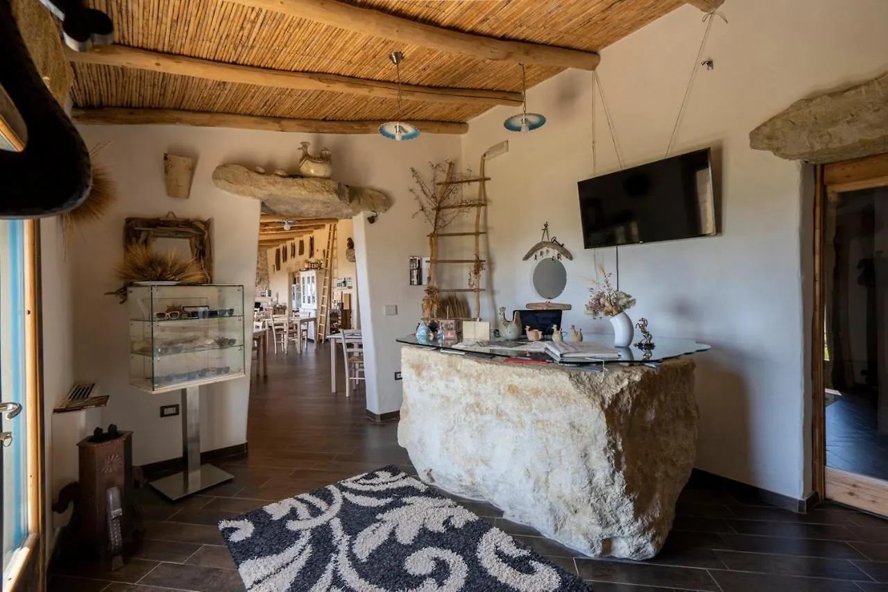 Resort Is Perdas Rural Retreat & Spa Gergei